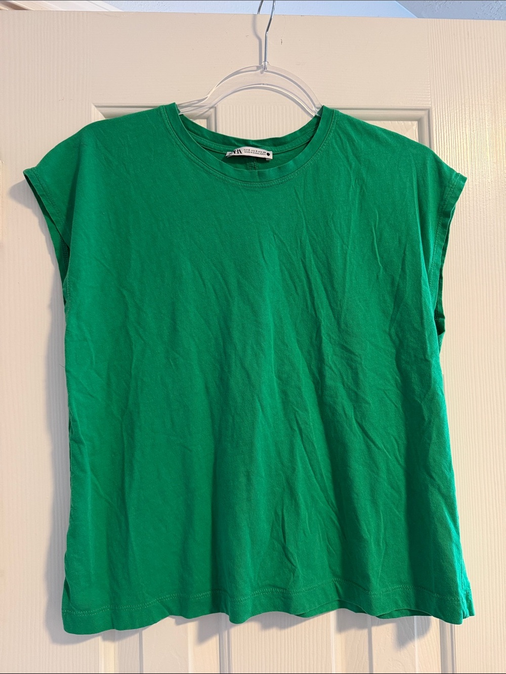 Zara Green Women's Sleeveless Crewneck Top
